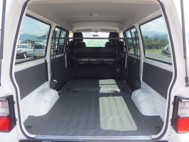 MAZDA BONGO VAN 4WD 2016 Image 31