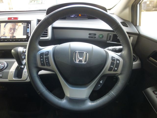 HONDA FREED HYBRID 2014 Image 31