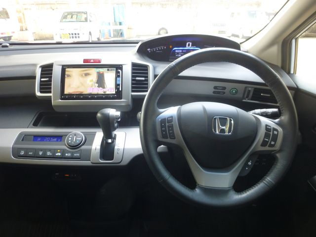 HONDA FREED HYBRID 2014 Image 31