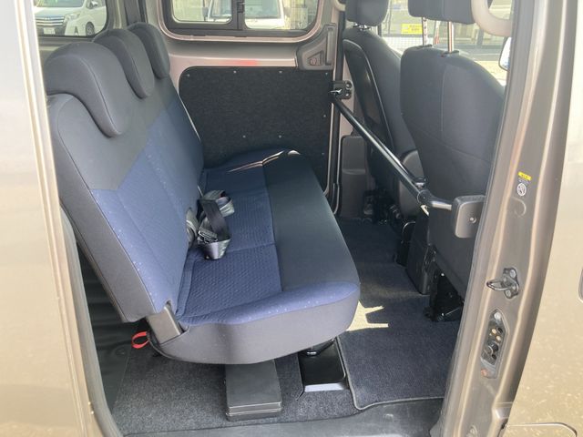 NISSAN NV200 VANETTE VAN 2011 Image 31