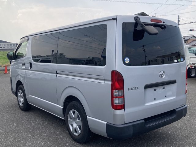 TOYOTA HIACE VAN 4WD 2021 Image 31