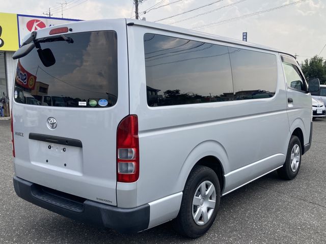 TOYOTA HIACE VAN 4WD 2021 Image 31
