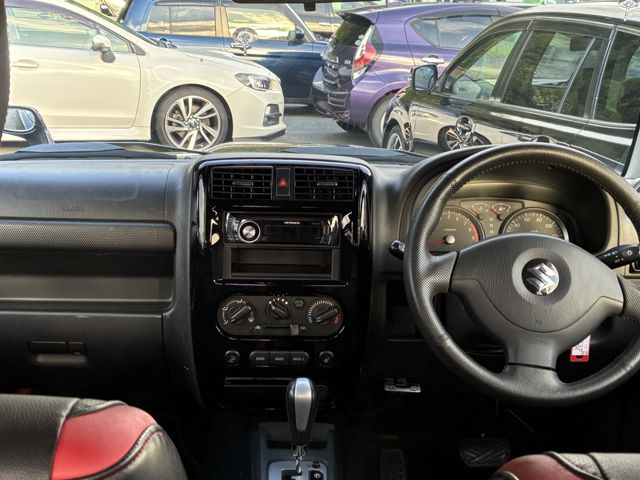 SUZUKI JIMNY 4WD 2012 Image 31
