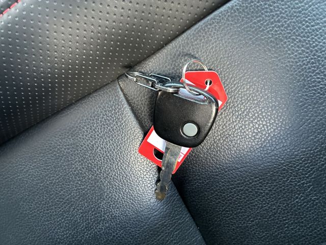 SUZUKI JIMNY 4WD 2012 Image 31