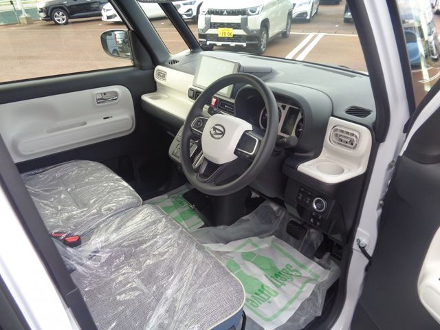 DAIHATSU MOVE CANBUS 4WD 2025 Image 31