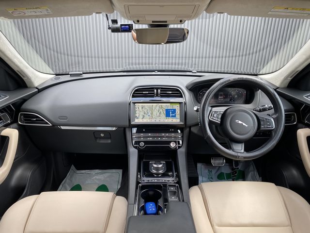 JAGUAR F-PACE 2019 Image 31