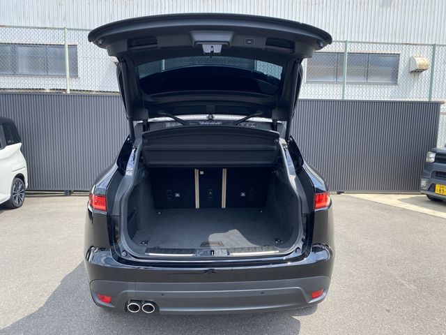 JAGUAR F-PACE 2019 Image 31