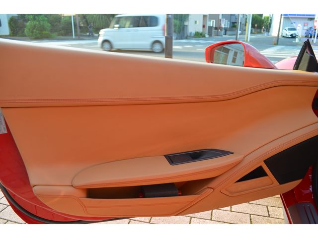 FERRARI 458 ITALIA 2013 Image 31