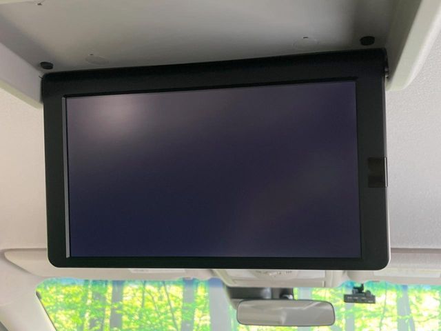 NISSAN ELGRAND 2019 Image 31