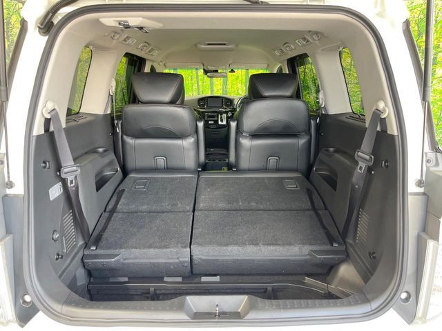 NISSAN ELGRAND 2019 Image 31