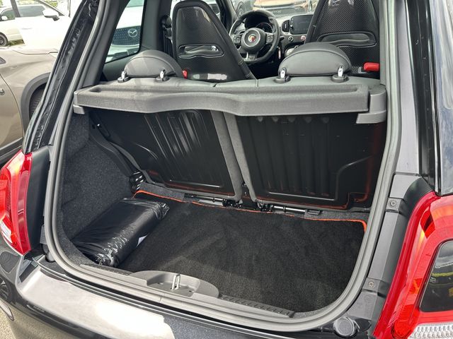 FIAT ABARTH 695 2024 Image 31