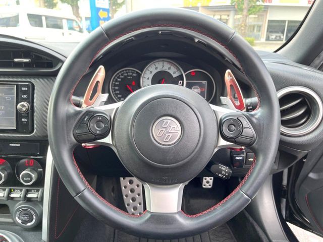 TOYOTA 86 2016 Image 31