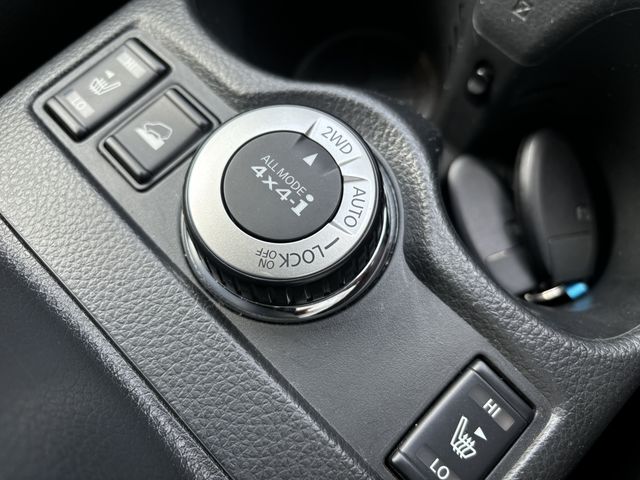 NISSAN X-TRAIL 4WD 2015 Image 31