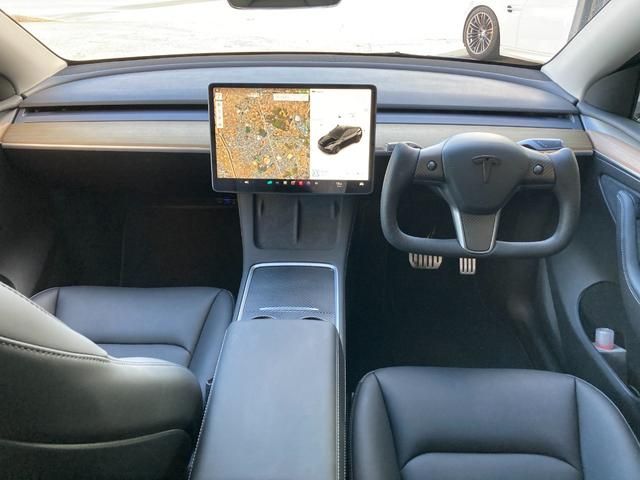 TESLA MODEL Y 2023 Image 31