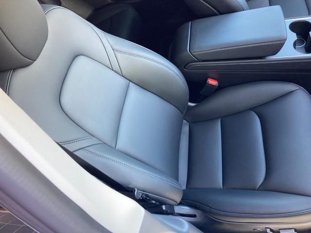 TESLA MODEL Y 2023 Image 31