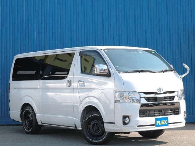 TOYOTA HIACE VAN 4WD 2022 Image 31