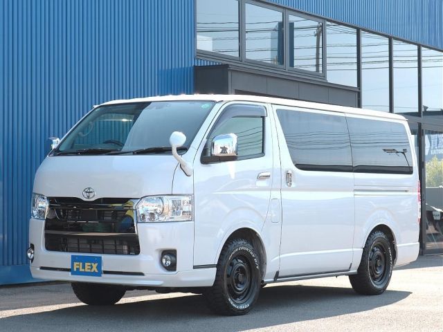 TOYOTA HIACE VAN 4WD 2022 Image 31