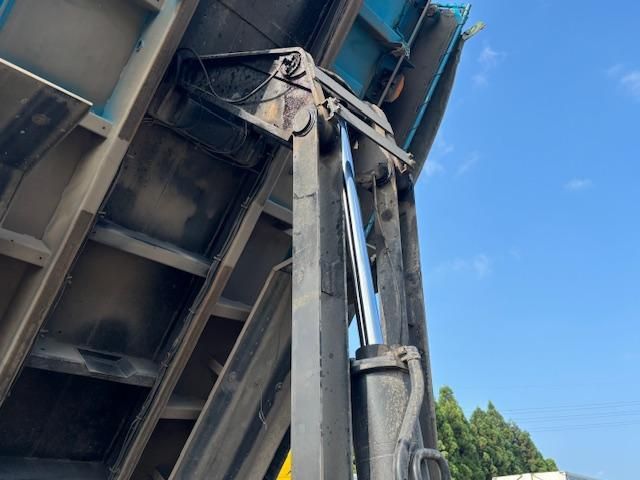 HINO PROFIA 2015 Image 31