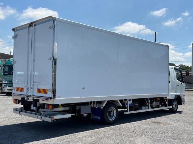 MITSUBISHI FUSOU FIGHTER 2025 Image 31