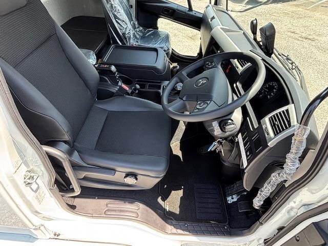 MITSUBISHI FUSOU FIGHTER 2025 Image 31