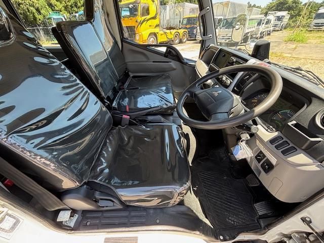 MITSUBISHI CANTER 2021 Image 31