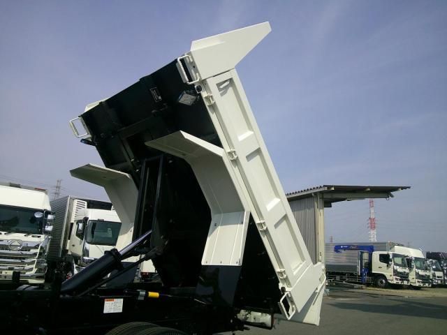 HINO DUTRO 2024 Image 31