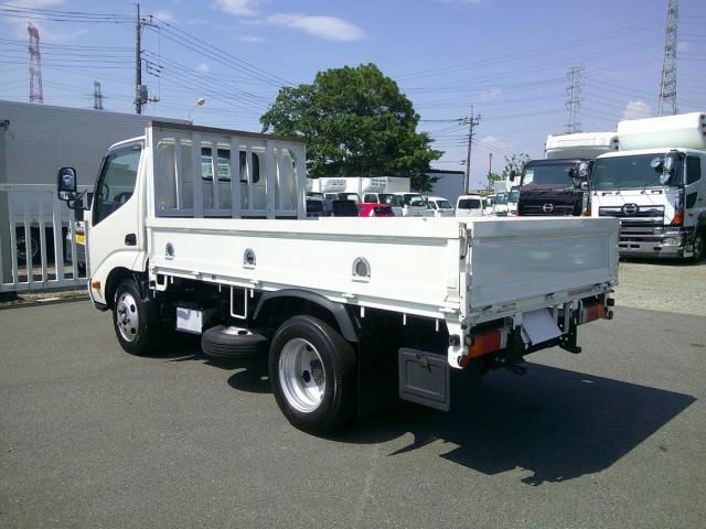 HINO DUTRO 2015 Image 31