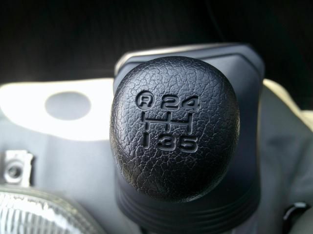 HINO DUTRO 2015 Image 31