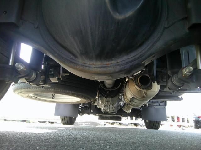 HINO DUTRO 2015 Image 31