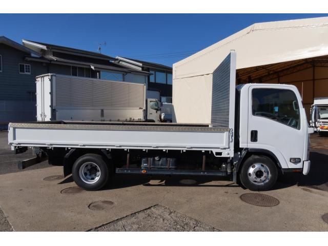 ISUZU ELF 2013 Image 31