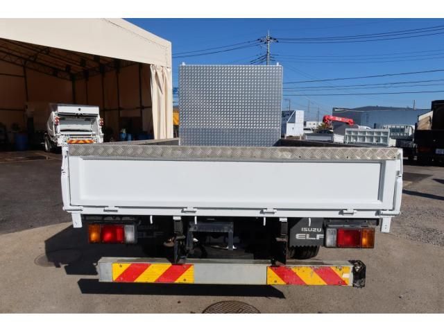 ISUZU ELF 2013 Image 31