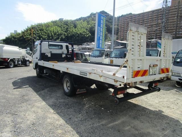 MITSUBISHI CANTER 2018 Image 31
