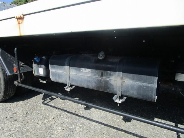 MITSUBISHI CANTER 2018 Image 31