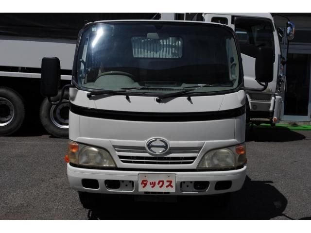 HINO DUTRO 2010 Image 31