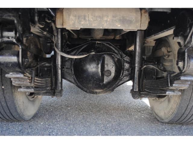 HINO DUTRO 2010 Image 31