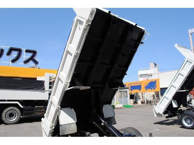 HINO DUTRO 2010 Image 31