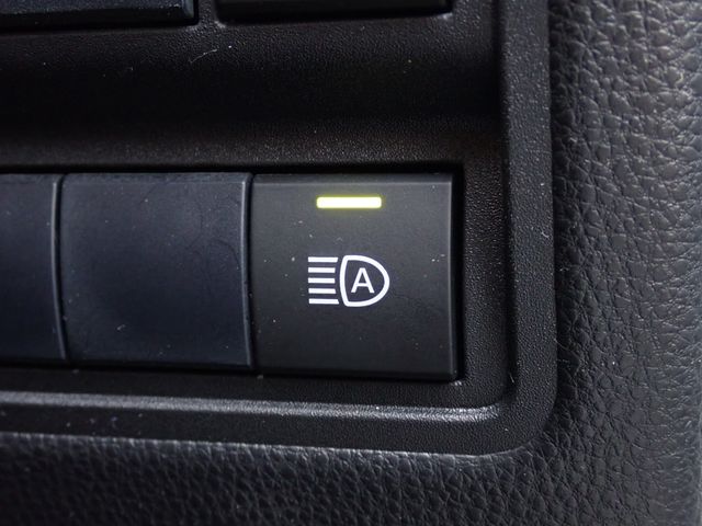 TOYOTA YARIS 2021 Image 31