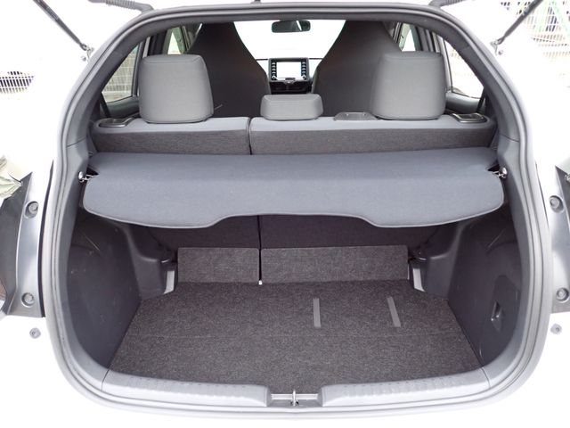 TOYOTA YARIS 2021 Image 31