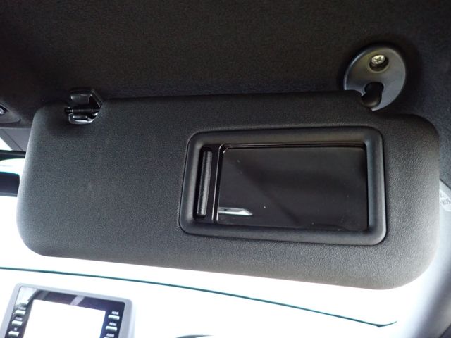 TOYOTA YARIS 2021 Image 31