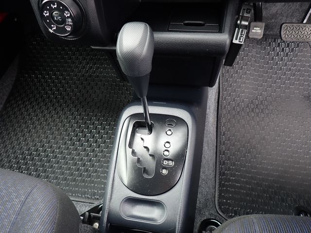 MAZDA FAMILIA VAN 2WD 2019 Image 31