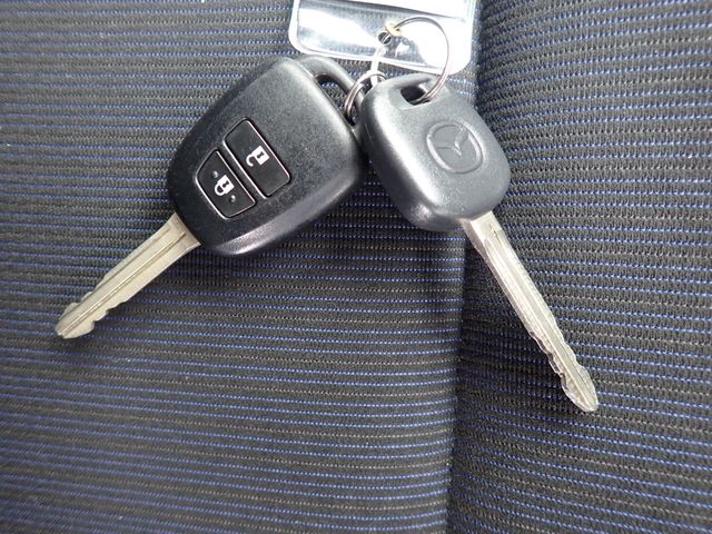 MAZDA FAMILIA VAN 2WD 2019 Image 31