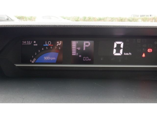 DAIHATSU TANTO 2021 Image 31