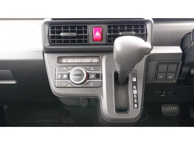 DAIHATSU TANTO 2021 Image 31