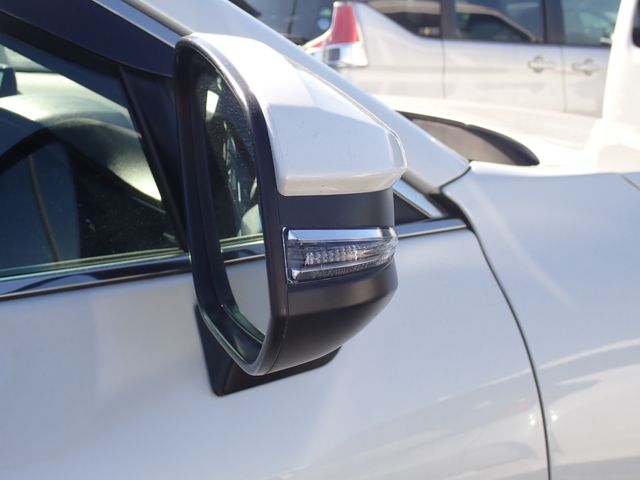 TOYOTA HARRIER HYBRID 2022 Image 31