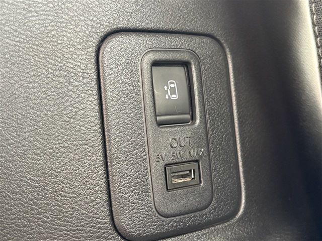 NISSAN SERENA  S-HYBRID 4WD 2019 Image 31