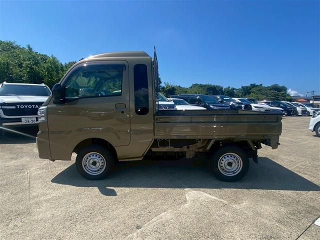 DAIHATSU HIJET TRUCK 2023 Image 31