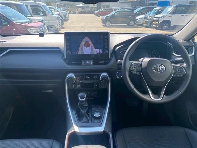 TOYOTA RAV4 HYBRID 4WD 2022 Image 31