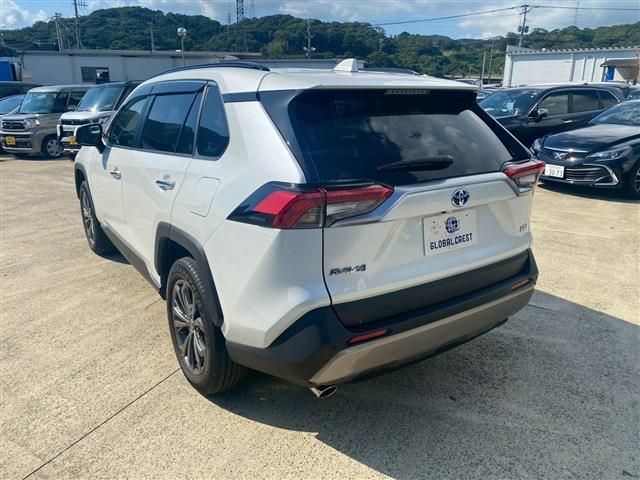 TOYOTA RAV4 HYBRID 4WD 2022 Image 31