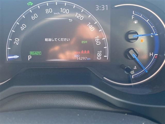 TOYOTA RAV4 HYBRID 4WD 2022 Image 31