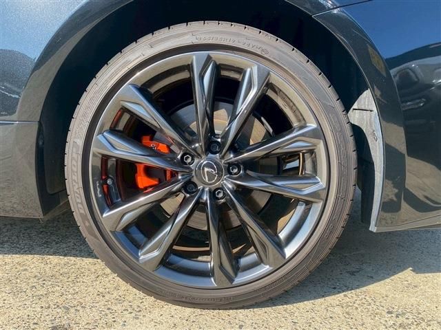 TOYOTA LEXUS RC300H 2023 Image 31